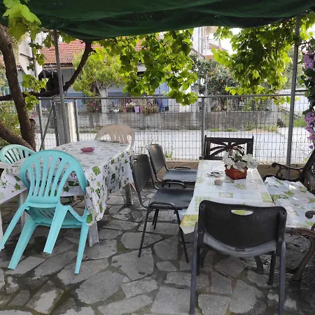 Marys Qivs Apartament Ierissós
