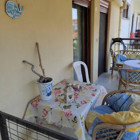 Marys Qivs Apartment