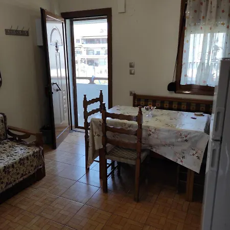 Marys Qivs Apartment Ierissos